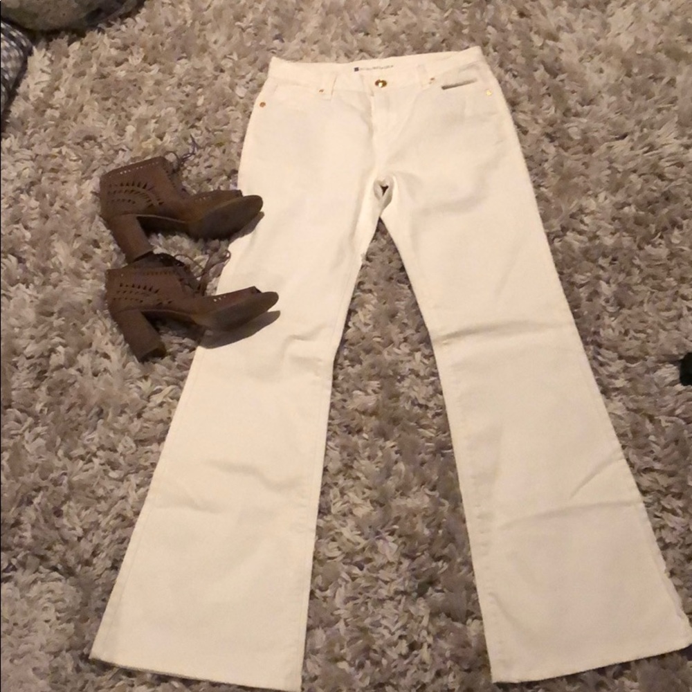 NWOT BCBG flare white jeans